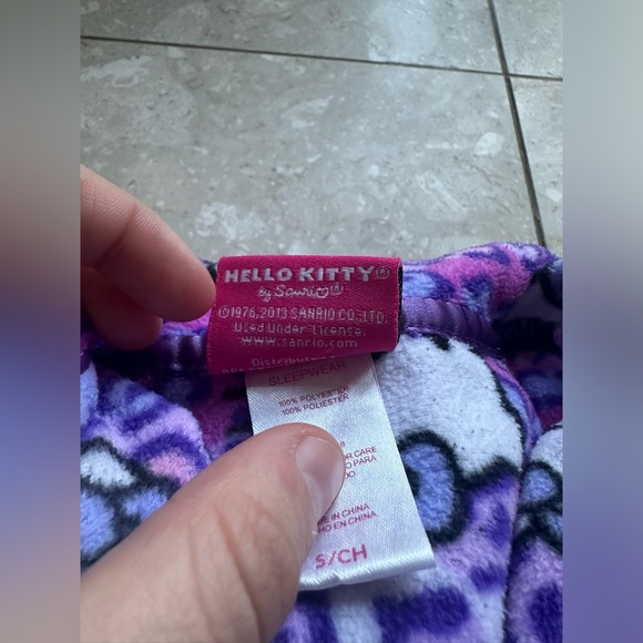 Hello kitty pj set - Picture 3 of 4